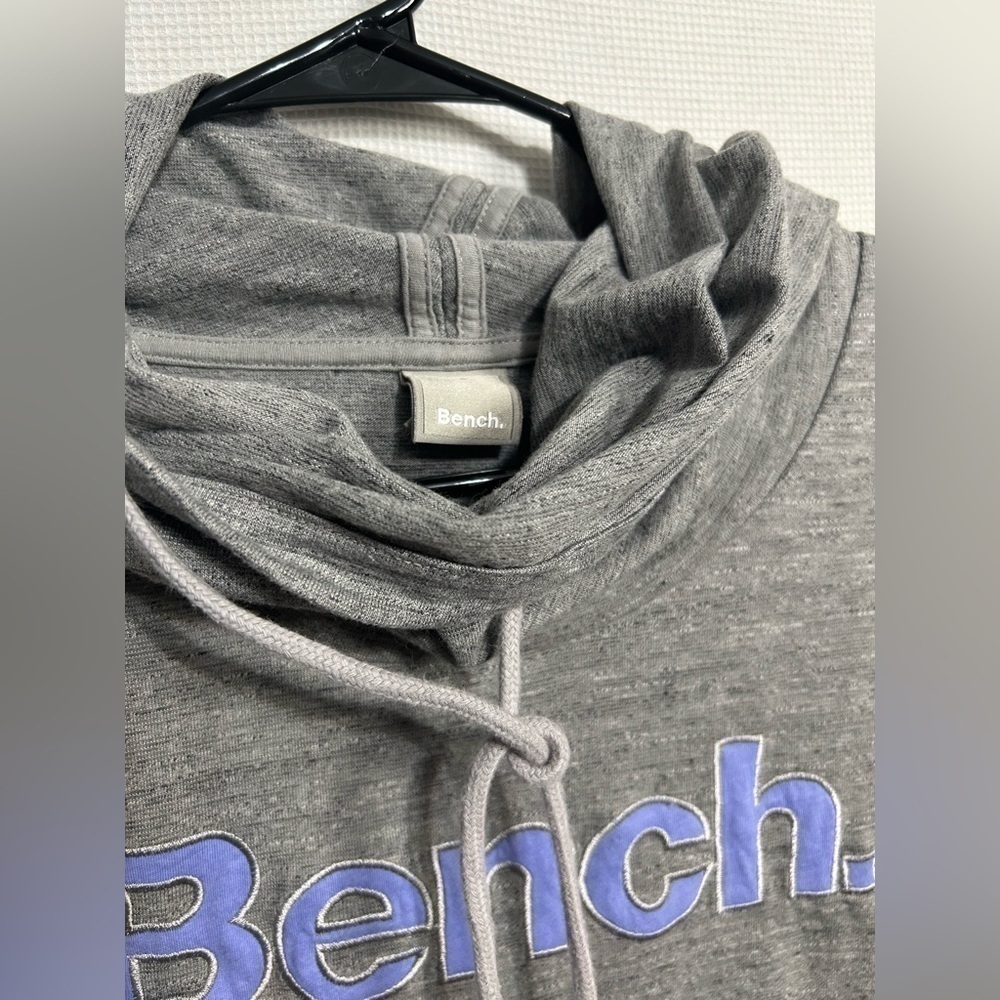 Bench hoodie - Picture 6 of 7
